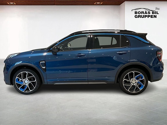 Lynk & Co 01 3 of 14