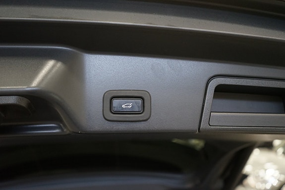 Land Rover Range Rover Evoque 15 of 21