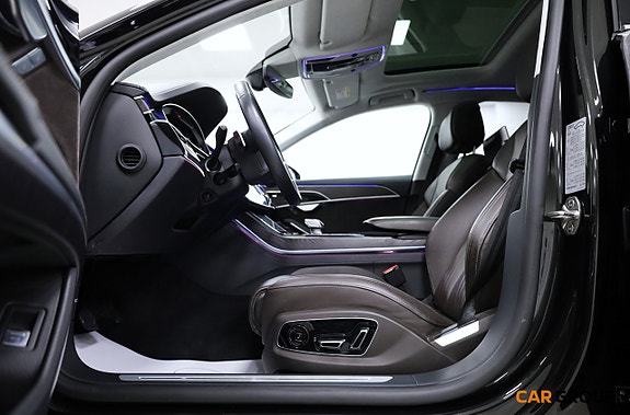 Audi A8 13 of 26