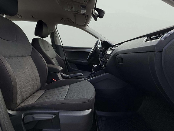 Skoda Octavia 13 of 23