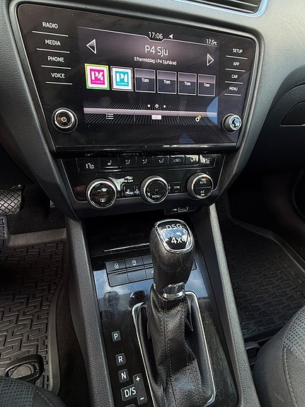 Skoda Octavia 17 of 23