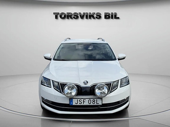 Skoda Octavia 9 of 23
