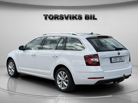 Skoda Octavia 4 of 5