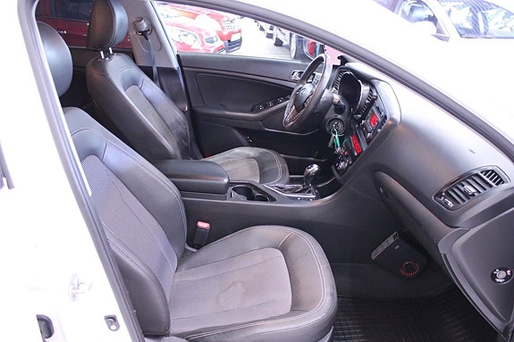 Kia Optima 18 of 28