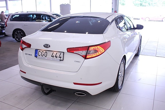 Kia Optima 9 of 28