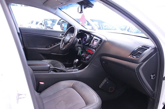 Kia Optima 17 of 28