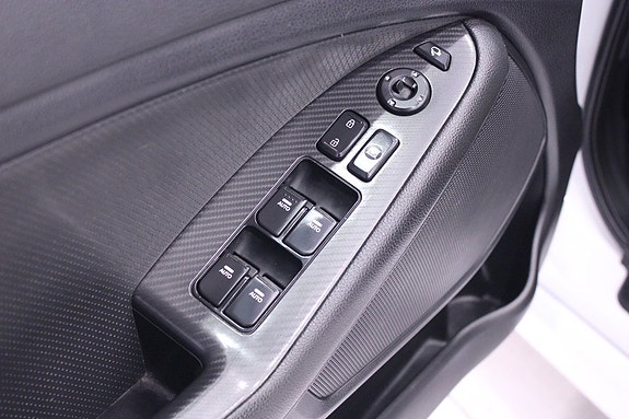 Kia Optima 23 of 28