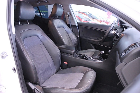 Kia Optima 19 of 28