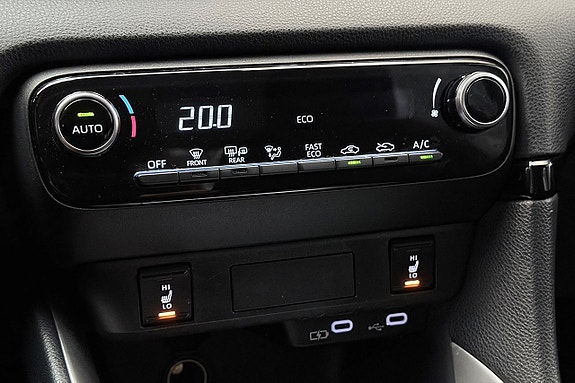 Toyota Yaris 20 of 26