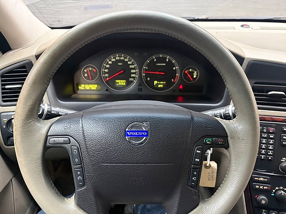 Volvo XC70 15 of 17