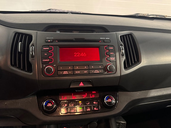 Kia Sportage 12 of 16