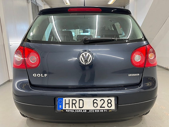 Volkswagen Golf V 3 of 14