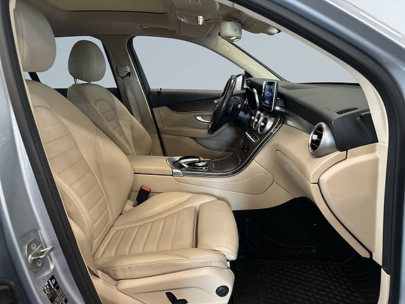 Mercedes-Benz GLC350 e 10 of 18