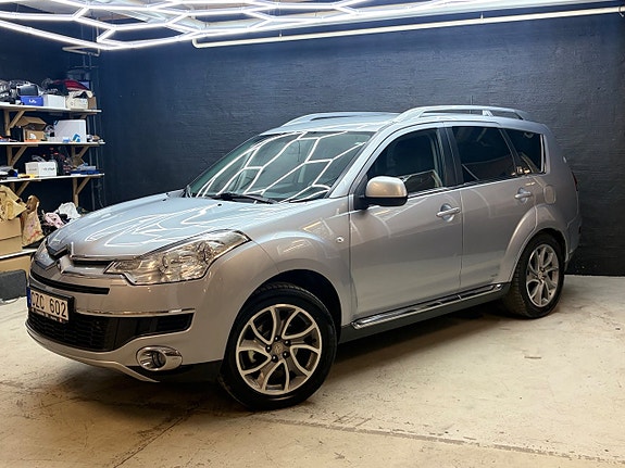 Citroen C-Crosser 3 of 5