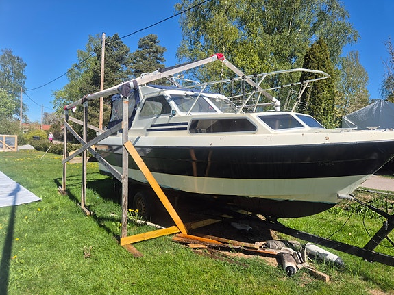 Finnsport 650AC -93 Yamaha V4 130HK -93 3 of 17