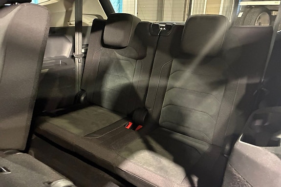 Volkswagen Tiguan Allspace 17 of 19