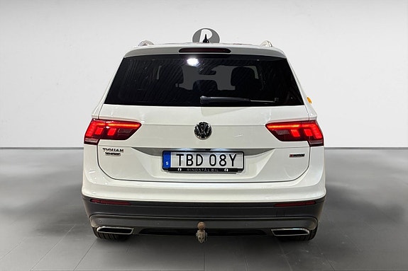 Volkswagen Tiguan Allspace 6 of 19
