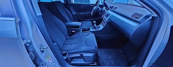 Volkswagen Passat 4 of 5