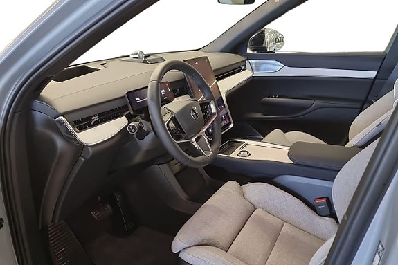 Volvo EX90 14 of 23