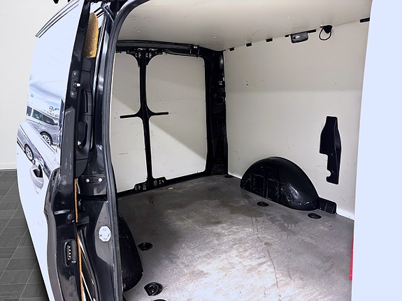 Mercedes-Benz Vito 119 6 of 13