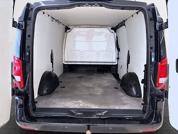 Mercedes-Benz Vito 119 9 of 13