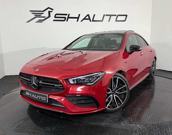 Mercedes-Benz CLA35 2 of 28