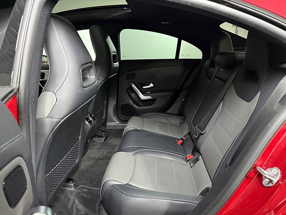 Mercedes-Benz CLA35 13 of 28