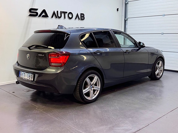 BMW 118d 8 of 23