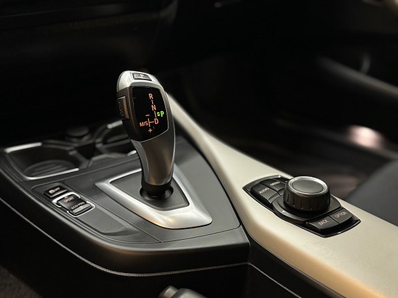 BMW 118d 14 of 23