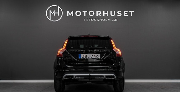 Volvo V60 Cross Country 5 of 5