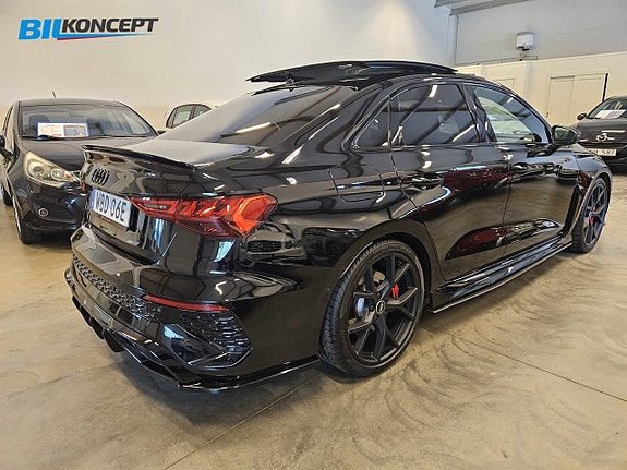 Audi RS3 4 of 5