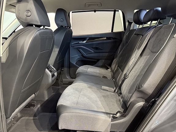 Volkswagen Tayron 10 of 27