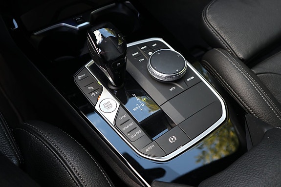 BMW 118i 14 of 18