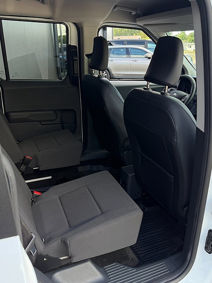 Ford Courier Tourneo 24 of 30