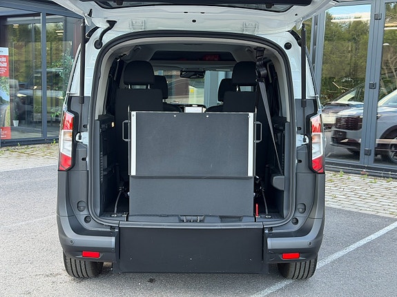 Ford Courier Tourneo 9 of 30