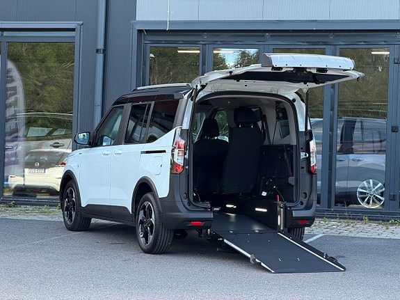 Ford Courier Tourneo 2 of 5