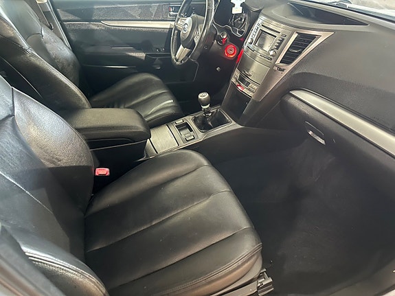 Subaru Outback 7 of 11
