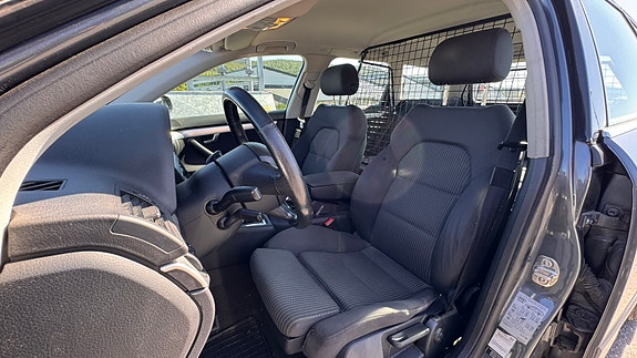 Audi A4 9 of 9