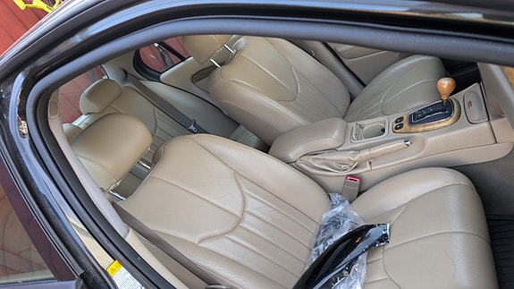Jaguar S-TYPE 5 of 5