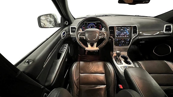 Jeep Grand Cherokee 10 of 27