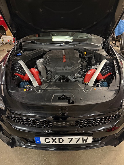 Kia Stinger 4 of 5