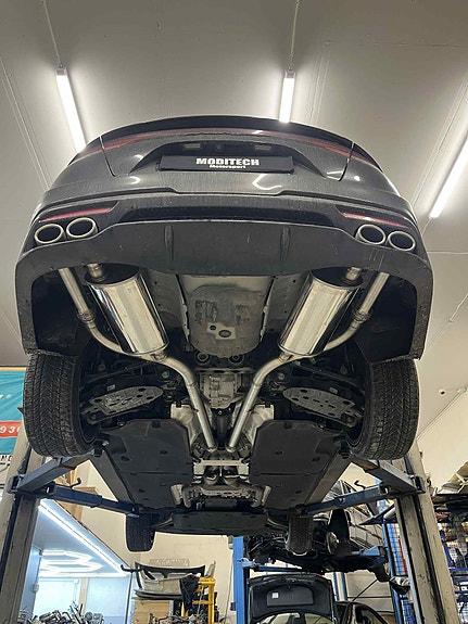 Kia Stinger 5 of 5