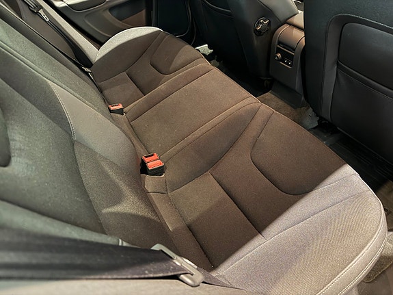 Volvo S60 12 of 16