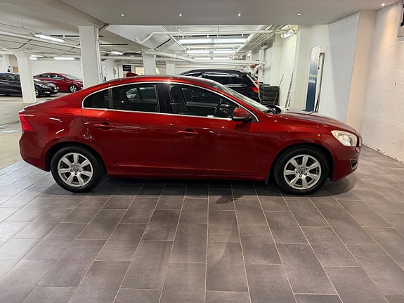 Volvo S60 8 of 16