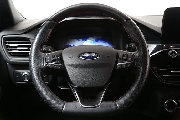 Ford Kuga 16 of 28