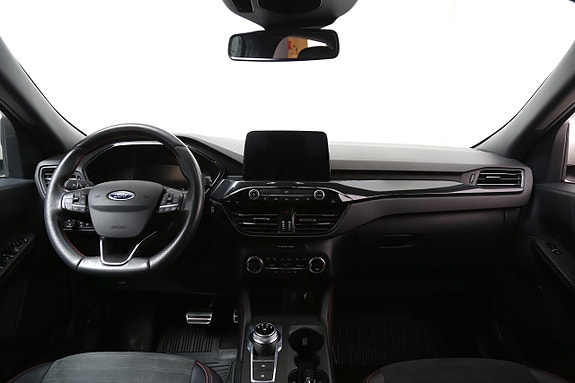 Ford Kuga 17 of 28