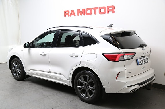 Ford Kuga 4 of 28