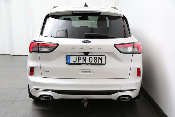 Ford Kuga 7 of 28