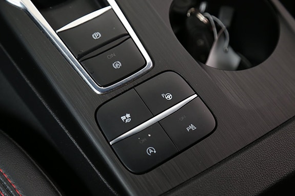 Ford Kuga 23 of 28