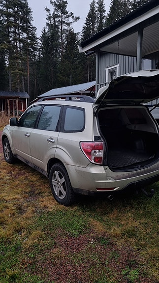 Subaru Forester 3 of 5